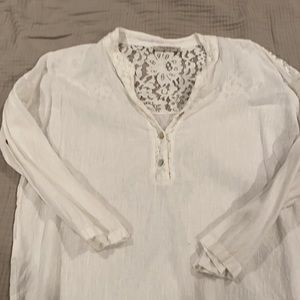 Blouse, linen with lace